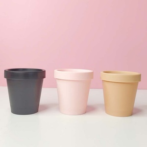 Luxury Cosmetic FacialMask Jar 50g 100g 200g Black White Pink Yellow Green Plastic PP Cosmetic Cream Jar for Body Butter - Product Image 1