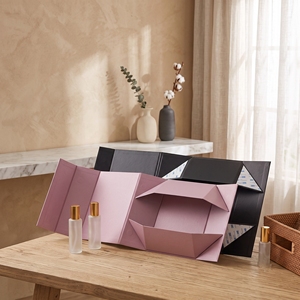 Caja Cosmética Magnética Plegable, Laminación Mate, Grabado en Relieve, Recubrimiento UV, Embalaje de Papel de Lujo Reciclable, Personalizable OEM/ODM - Product Image 2