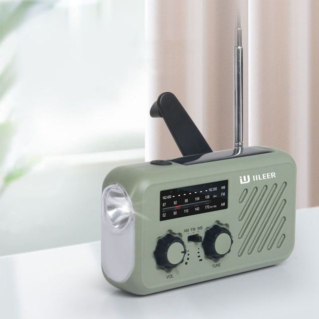 2024 New Arrival 2000mAh USB Charger Emergency Outside Power Bank Hand Crank Solar Portable Radio LED Flashlight