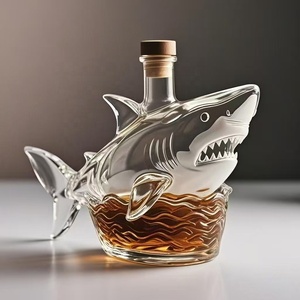 <span class=keywords><strong>Botella</strong></span> <span class=keywords><strong>de</strong></span> Cristal Pequeña para Whisky o <span class=keywords><strong>Vodka</strong></span>, con Grabado Exquisito en Forma <span class=keywords><strong>de</strong></span> Cabeza <span class=keywords><strong>de</strong></span> Lobo, Personalizada, <span class=keywords><strong>de</strong></span> Alto Contenido <span class=keywords><strong>de</strong></span> Boro y Silicio - Product Image 2