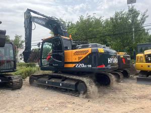 Excavadora de cadenas Hyundai 220LC-9S de 20 toneladas, serie Robex, maquinaria usada, motor Cummins, capacidad de cazo de 1.2m, 2020 - Product Image 3