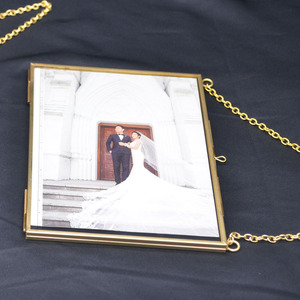 Cadre photo artistique flottant en verre pressé fait main, à suspendre ou à poser, doré, formes carrée, rectangulaire, hexagonale, cœur, octogonale - Product Image 4