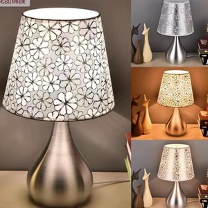 Lámpara de Mesa Retro de Estilo Europeo para Dormitorio, Luz Nocturna Moderna con Brillo Ajustable, Romántica para Habitaciones de Maternidad - Product Image 4