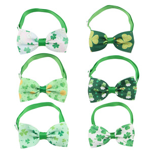 En stock: Collar elástico con lazo para mascotas (corbata de lazo) para gatos y perros pequeños - Trébol de cuatro hojas - Todas las estaciones - Festival Irlandés - Product Image 2