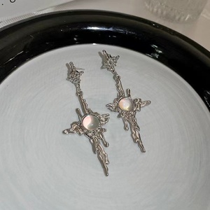 Pendientes Colgantes <span class=keywords><strong>de</strong></span> <span class=keywords><strong>Piedra</strong></span> Lunar con Cruz <span class=keywords><strong>de</strong></span> Metal Líquido Irregular <span class=keywords><strong>para</strong></span> Mujer y Niña, Joyería <span class=keywords><strong>de</strong></span> Cristales en Forma <span class=keywords><strong>de</strong></span> Gota - Product Image 5