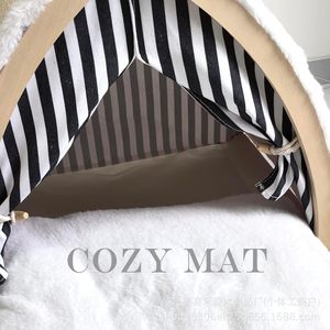 เต็นท์ข่วนเล็บแมวทำจากไม้ ลายขาวดำ พร้อมที่นอนอุ่นๆ สำหรับแมว - Product Image 3