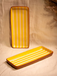 Plat de service décoratif artisanal jaune rayé en grès céramique haute qualité, résistant au four et au micro-ondes - Product Image 3