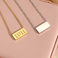Mode Féminine 11:11 Collier de Soirée Étanche en Acier Inoxydable Plaquée Or 18K, Chaîne Corde, Pendentif Carré Anti-Ternissement