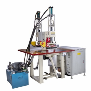 Machine hydraulique à double tête haute fréquence pour badges, brassards et insignes en TPU - Product Image 1