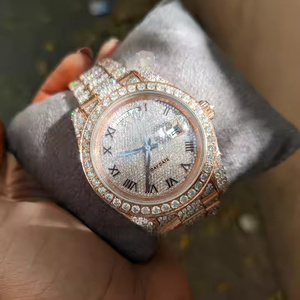 Montre-bracelet légère et élégante pour homme, en quartz, avec diamant moissanite, boîtier en alliage, cadran en verre, bracelet en acier inoxydable, épaisseur de 5 mm - Product Image 6