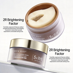 Crema Contorno Occhi Idratante con Complesso Peptidico ed Estratto di Lupino, Efficace nella Riduzione di Occhiaie e Gonfiore, con Antiossidanti - Product Image 4