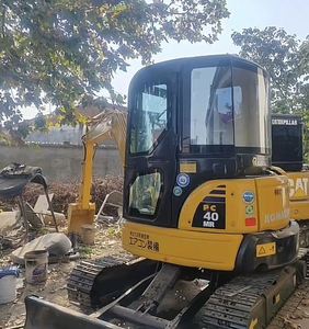 รถขุดขนาดเล็ก Komatsu PC40 มือสอง ได้รับการรับรองมาตรฐาน CE พร้อมบุ้งกี๋ ความจุ 4 ตัน รวมเครื่องยนต์ นำเข้าจากญี่ปุ่น - Product Image 4