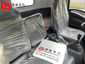 Nouveau camion-citerne d'eau 10000L d'Isuzu en ventes eau potable transportant des camions-citernes d'eau d'acier inoxydable - Product Image 5