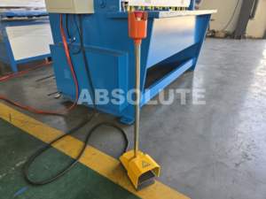 Machine de découpe de <span class=keywords><strong>tôle</strong></span> d'automatisation Machine de cisaillement de <span class=keywords><strong>tôle</strong></span> de traitement de <span class=keywords><strong>tôle</strong></span> <span class=keywords><strong>Cisaille</strong></span> à guillotine - Product Image 6