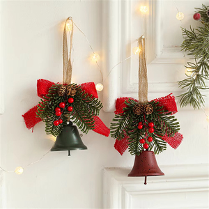 Handgefertigte Umweltfreundliche <span class=keywords><strong>Cartoon</strong></span>-Weihnachtsglocken Schleife Rote Frucht Tannenzweig Tannenzapfen Anhänger Weihnachtsbaum Glöckchen zum Aufhängen - Product Image 2