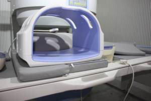 MT MEDICAL 0.35T <strong>Open</strong> <strong>MRI</strong> <strong>Machine</strong>, C-type Wide <strong>Open</strong> Permanent Magnet <strong>MRI</strong> Scanner for Hospital Radiology Department - Product Image 3