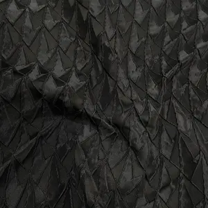 NAIS neuesten Polyester schwarz weiß blau grün abstrakte Fünfeck Hahnen tritt geprägt 3D Brokat Jacquard Stoffe für Kleidung