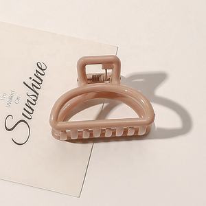 مزاجه أنيقة البوق القبض على فتاة رخيصة أزياء صغيرة من البلاستيك مشبك شعر - Product Image 5