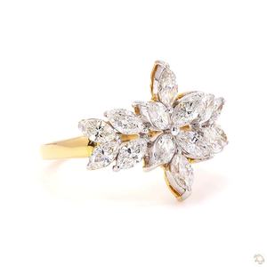 แหวนเพชรทองคำขาวหรูหราสำหรับผู้หญิง ประกายระยิบระยับ ของขวัญเครื่องประดับชั้นดีสำหรับงานแต่งงาน งานหมั้น ดีไซน์คลาสสิกมีสไตล์ - Product Image 4