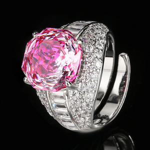 Vente en gros d'usine, bijoux de haute qualité, cuivre écologique, anneaux statement colorés en zircon rose de 12 mm pour femmes - Product Image 3