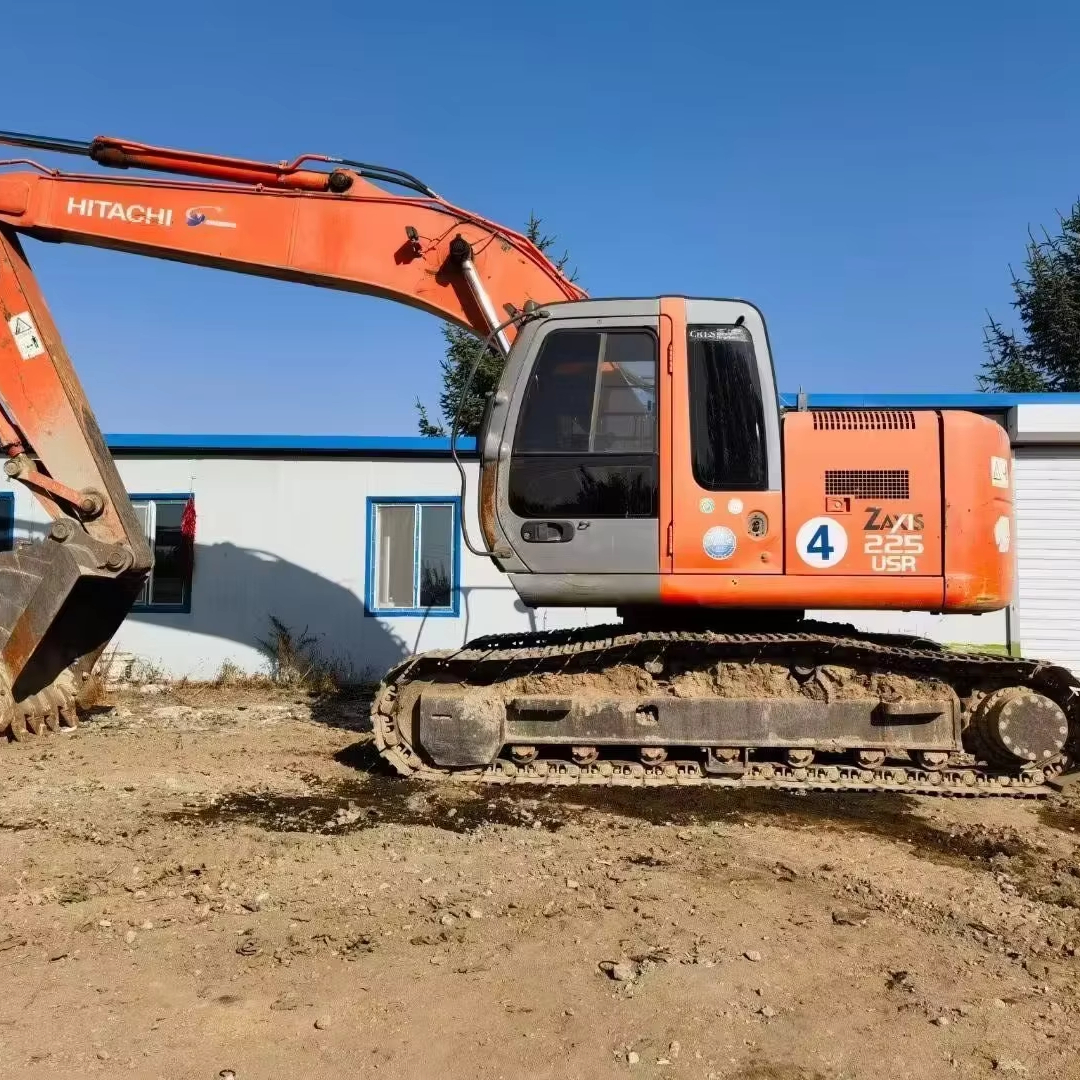You're in control with Hitachi ZX130-7B and ZX135US-7B