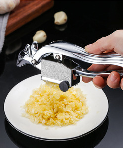 Presse-ail manuel en acier inoxydable, hachoir et éplucheur d'ail, ustensile de <span class=keywords><strong>cuisine</strong></span> - Product Image 2