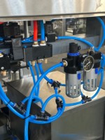 Pompe à piston de table pour machine de remplissage et de scellage automatique de dentifrice, de soins de la peau, de crème cosmétique et de produits ultrasoniques