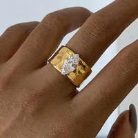 X&L Moderner Breiter Zirkon-Ring 18K Vergoldeter Edelstahl Statement Trendiger Schmuck für Damen Party Verlobung
