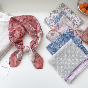 Petit foulard carré respirant 65x65cm pour <span class=keywords><strong>femme</strong></span>, léger, printemps-été, écharpe de cou, tour de cou toutes saisons, foulard étudiant - Product Image 3
