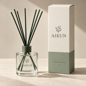 Diffuseur de parfum Aikun en verre cylindrique transparent vert sauge avec bâtonnets en rotin, coffret cadeau personnalisé et parfum d'ambiance pour présentation en magasin - Product Image 1