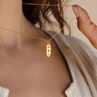 Dainty su geçirmez olmayan kararmaz takı bülten Oval Charm kolye İlk özel boş kolye kolye