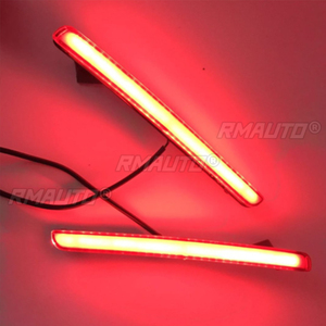 ไฟท้ายสะท้อนแสง LED สำหรับกันชนหลังรถยนต์โตโยต้า โคโรลล่า แฮทช์แบค ปี 2019-2022 อุปกรณ์ตกแต่งรถยนต์ ไฟเบรกเลนส์สีแดง - Product Image 4