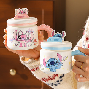 แก้วเซรามิค Stitch Angel รุ่นใหม่ พร้อมฝาปิดและที่วางโทรศัพท์ แก้วคู่การ์ตูนน่ารัก เหมาะสำหรับเป็นของขวัญวันเกิด - Product Image 3