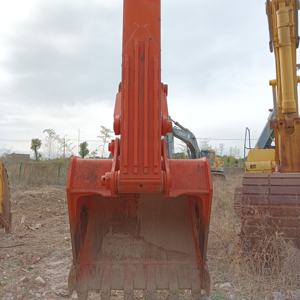 Excavadora HITACHI de orugas diésel de 35 toneladas usadas originales de alto rendimiento con precio competitivo a la venta - Product Image 2