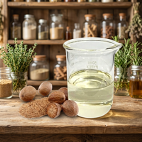 Aceite de Nuez Moscada Destilado al Vapor de Alta Pureza Premium Aroma Atsiri Indonesia con Aroma Cálido y Especiado para Aplicaciones Culinarias