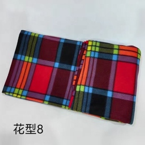 Tùy Chỉnh Màu Rắn In Du Lịch Máy Bay Flannel Lông Cừu Chăn Chồn Logo Dệt Kim Kỹ Thuật Khuyến Mại Cực Lông Cừu Ném - Product Image 5