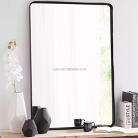 Miroir mural rectangulaire vertical en alliage d'aluminium décoratif pour projet hôtelier, fabrication en Chine, vente en gros
