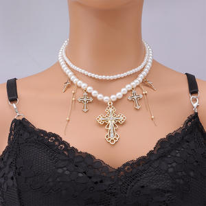 Collar de perlas de doble capa con colgante de diamante y cadena dorada tipo gargantilla para uso diario - Product Image 1