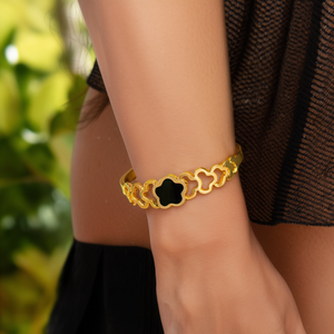 Brazalete de Moda en Acero Inoxidable 316L con Baño de Oro PVD, Joyería Sostenible y Resistente para Mujer - Product Image 3