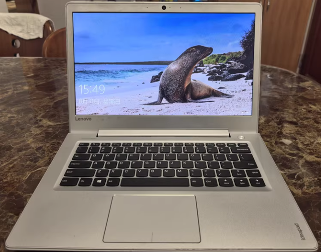 Good Quality Second Hand Lenoivo 310s 141kb Laptop Black  I5 Processor 8GB Memory 128GB SSD 12.5-inch Screen