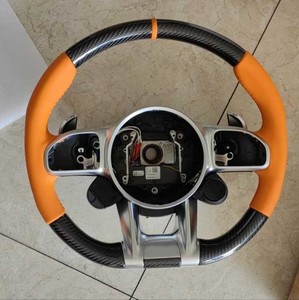 Volant en cuir personnalisé en fibre de carbone W204 W205 W212 W213 W221 <span class=keywords><strong>C</strong></span> E B <span class=keywords><strong>300</strong></span> <span class=keywords><strong>AMG</strong></span> A45 CLA45 C63 2011-2024 pour Mercedes Benz - Product Image 3