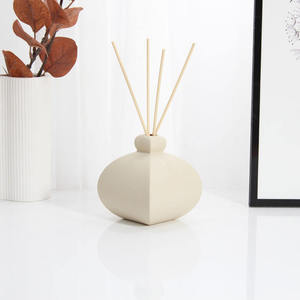 350ml Large Matte Fragrance Reed <b>Diffuser</b> Ceramic Bottle <b>with</b> <b>Stick</b>,reed <b>Diffuser</b> Bottle,essential Oil <b>Diffuser</b> - Product Image 4
