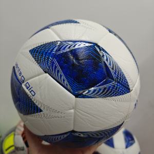 Balón de Fútbol para Competición en Todo Clima, Estilo Torneo Copa Trilateral 2026 - Product Image 3