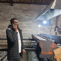 Machine de fabrication de cages à oiseaux entièrement automatique et soudeuse de treillis métallique pour cages à volailles