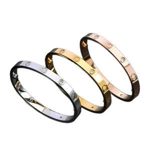 Bracelet en acier inoxydable pour femme, style classique rétro, luxe léger, avec fermoir en titane - Product Image 5