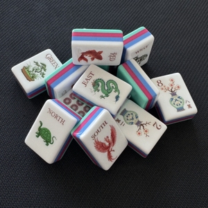 Nouvel ensemble <span class=keywords><strong>de</strong></span> mahjong personnalisé <span class=keywords><strong>de</strong></span> style chinois, 160 tuiles avec motif encre <span class=keywords><strong>de</strong></span> Chine et gravure <span class=keywords><strong>de</strong></span> logo, pour acheteurs en gros directement - Product Image 3