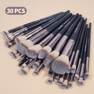 MAANGE - Pinceaux de maquillage de qualité supérieure en gros - Ensemble de pinceaux de maquillage portables noirs pour les voyages - Livré avec un sac en velours - <span class=keywords><strong>Pinceau</strong></span> de maquillage - Product Image 4