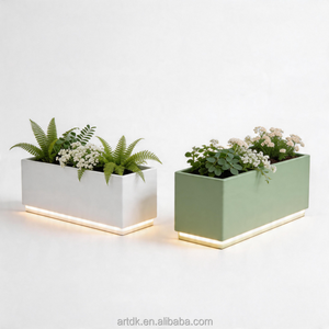 H069 Vaso Moderno in Metallo Antiruggine con Luce LED in Acciaio Inox per Decorazione Esterna di Cortili, Balconi e Spazi Commerciali - Product Image 4