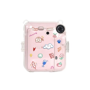 Étui de protection rigide transparent Cherry & Bow pour appareil photo instantané Fujifilm <span class=keywords><strong>Instax</strong></span> <span class=keywords><strong>Mini</strong></span> 12 - <span class=keywords><strong>Housse</strong></span> antichoc mignonne - Product Image 3