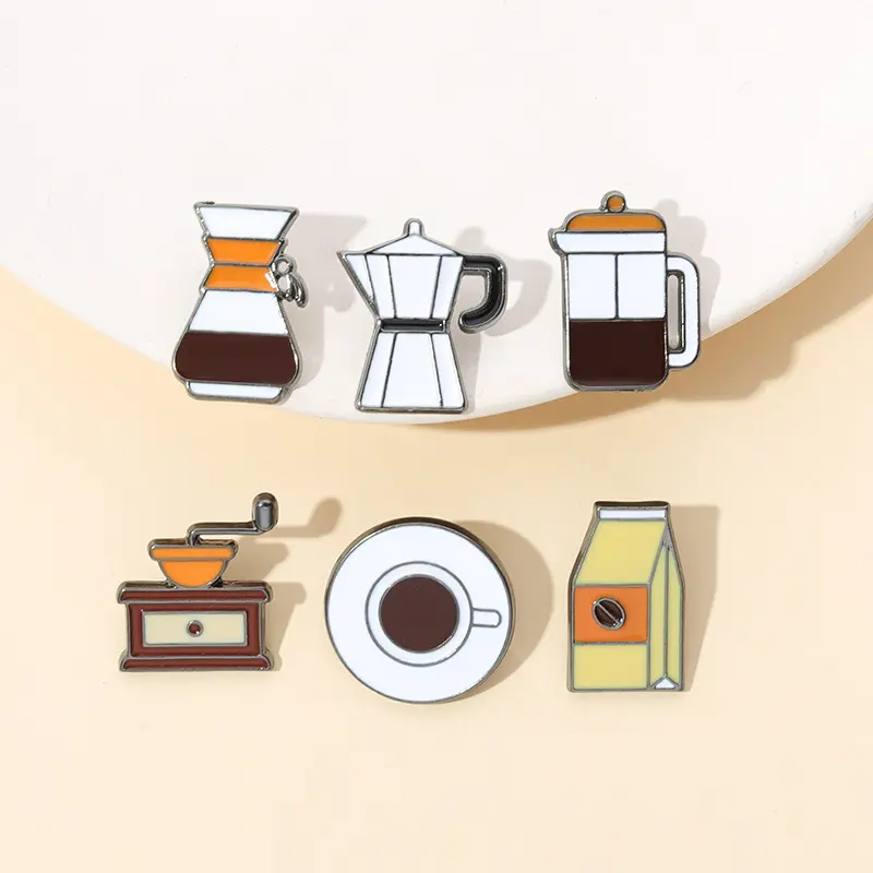 Mini Cartoon Kaffee Werkzeuge Emaille Pins Süße Kaffeebohnen Mode Kaffeetasse Zubehör Brosche Barista Abzeichen Revers Schmuck Geschenk